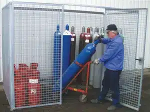 almacén de botellas de gas